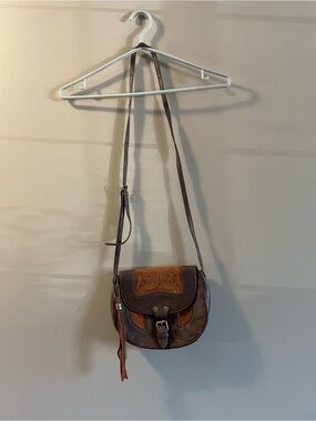 VTG ROXY Brown Tooled Leather Crossbody Bag with Adjustable Strap